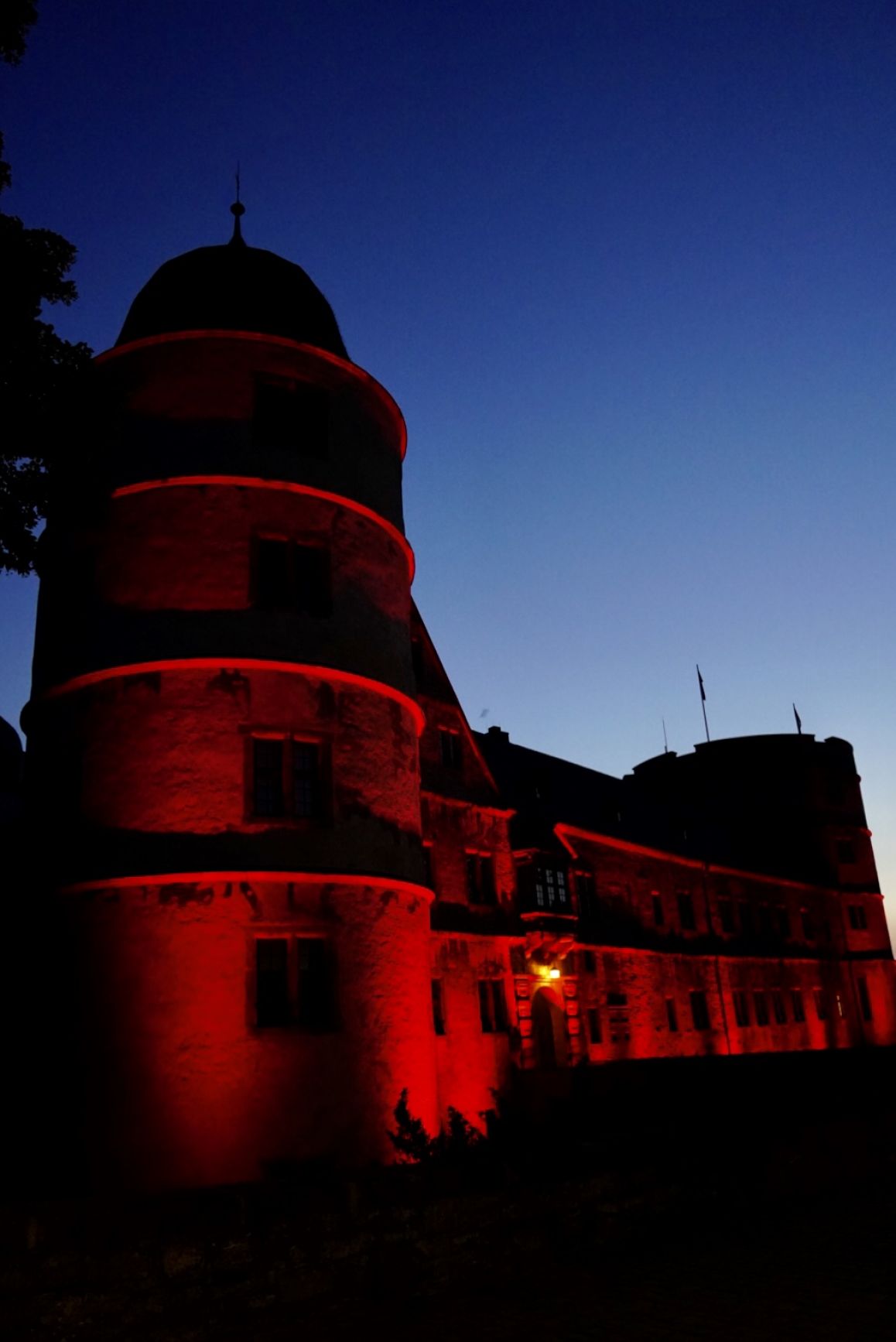 Night of Light von Lina Loos